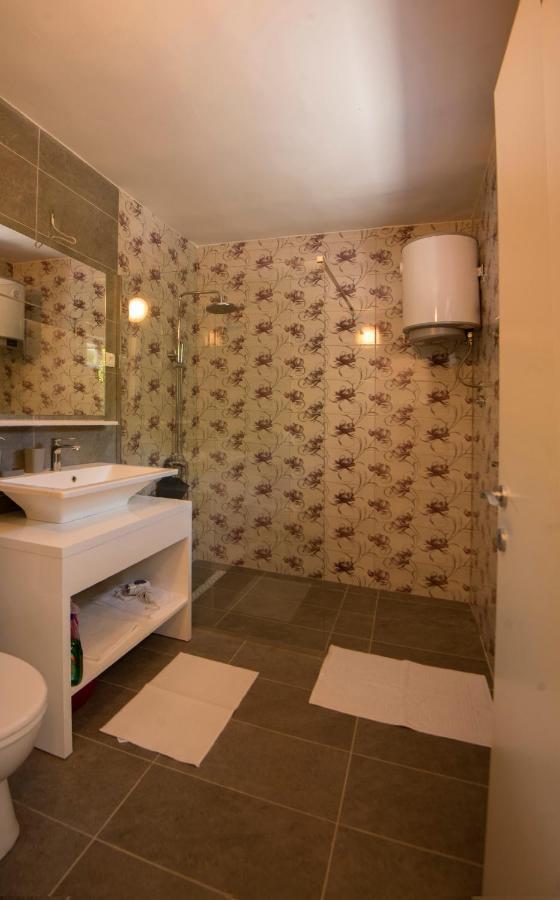 Studio Apartman Roza Ston Extérieur photo