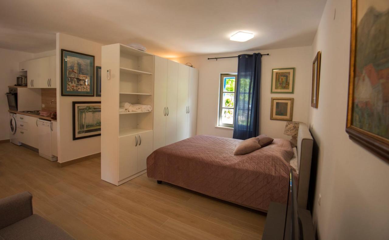 Studio Apartman Roza Ston Extérieur photo